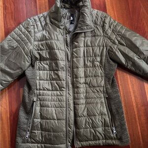 The North Face Women's Green Quilted Puffer Jacket